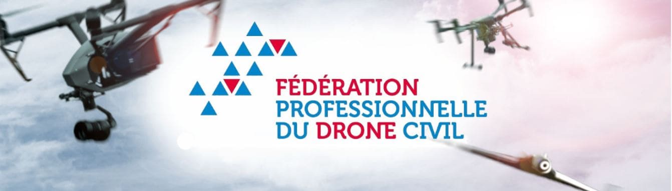 logo de la fpdc avec des drones autour de lui